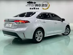 2022 Toyota Levin Hybrid 1.8H E-CVT Luxury, белый — фото 9