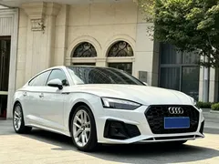 2022 Audi A5 Sportback 40 TFSI, белый — фото 3