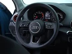 2022 Audi Q2L 35 TFSI, синий — фото 12
