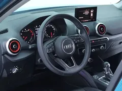 2022 Audi Q2L 35 TFSI, синий — фото 13