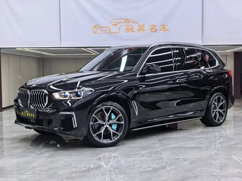 2022 BMW X5 40Li M