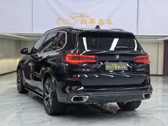 2022 BMW X5 40Li M, чёрный — фото 4
