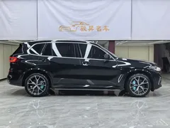 2022 BMW X5 40Li M, чёрный — фото 8