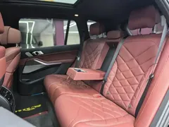 2022 BMW X5 40Li M, чёрный — фото 34