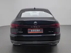 2023 Volkswagen Passat 330TSI Luxury, чёрный — фото 4