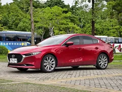 2021 Mazda 3 2.0L AT — фото 4