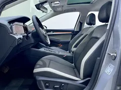 2021 Volkswagen Golf 280TSI DSG Pro — фото 6