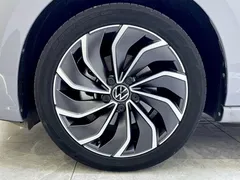 2021 Volkswagen Golf 280TSI DSG Pro — фото 17