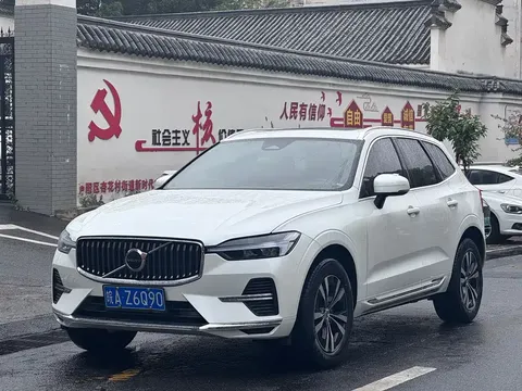 2024 Volvo XC60 4WD Zhiyuan Luxury