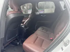 2024 Volvo XC60 4WD Zhiyuan Luxury, белый — фото 10
