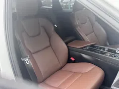 2024 Volvo XC60 4WD Zhiyuan Luxury, белый — фото 14