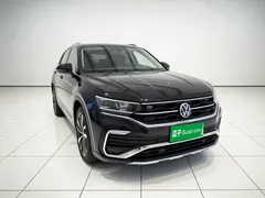 2021 Volkswagen Tayron 330TSI 2WD 3 Plus, чёрный — фото 3