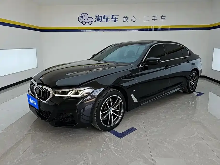 2022 BMW 5 Series 5 525Li M