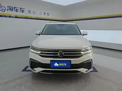 2022 Volkswagen Tiguan L 330TSI AT 2WD R-Line, белый — фото 2