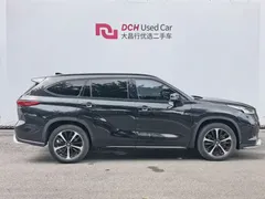 2021 Toyota Crown Kluger 2.5L HEV 4WD Premium, чёрный — фото 3