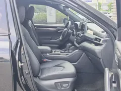 2021 Toyota Crown Kluger 2.5L HEV 4WD Premium, чёрный — фото 12