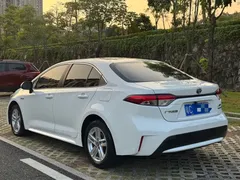 2022 Toyota Levin Hybrid 1.8H E-CVT Advanced, белый — фото 7