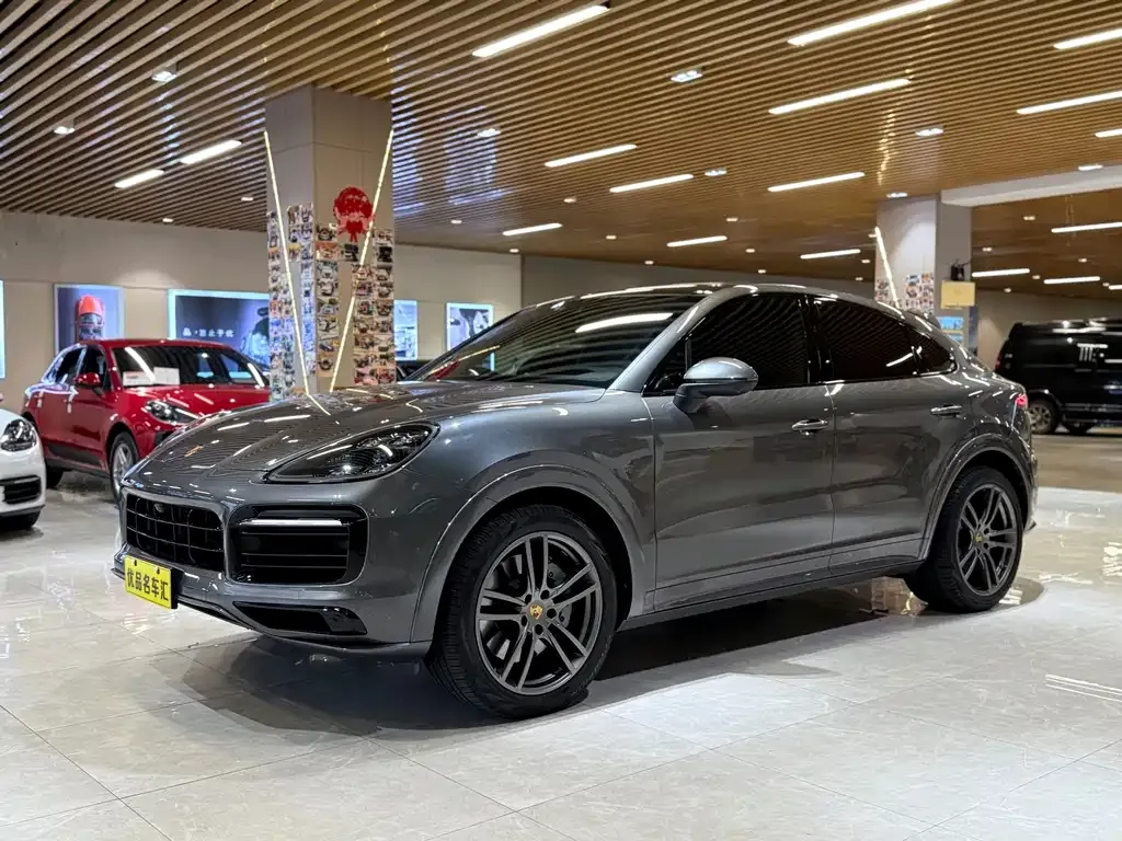 2022 Porsche Cayenne S Coupe 2.9T Platinum