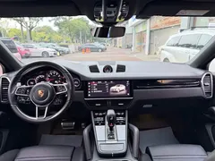 2022 Porsche Cayenne S Coupe 2.9T Platinum — фото 12