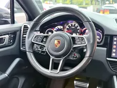 2022 Porsche Cayenne S Coupe 2.9T Platinum — фото 13