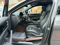 2022 Porsche Cayenne S Coupe 2.9T Platinum — фото 19