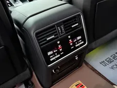 2022 Porsche Cayenne S Coupe 2.9T Platinum — фото 27