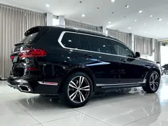 2022 BMW X7 xDrive40i M, чёрный — фото 4