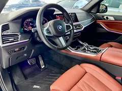 2022 BMW X7 xDrive40i M, чёрный — фото 7