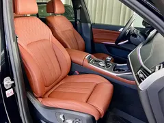 2022 BMW X7 xDrive40i M, чёрный — фото 8