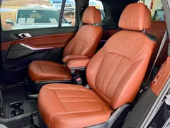 2022 BMW X7 xDrive40i M, чёрный — фото 11