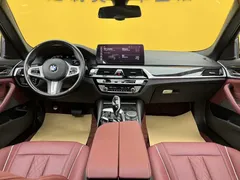 2021 BMW 5 Series 5 525Li M, чёрный — фото 37