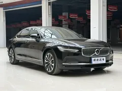 2023 Volvo S90 B5 Luxury, чёрный — фото 3