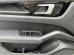2019 Porsche Cayenne 3.0T — фото 19