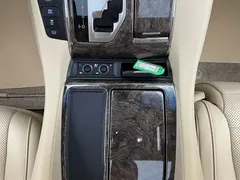 2021 Toyota Alphard Hybrid 2.5L Premium, белый — фото 24
