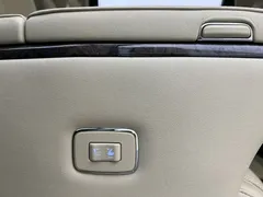 2021 Toyota Alphard Hybrid 2.5L Premium, белый — фото 28