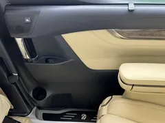 2021 Toyota Alphard Hybrid 2.5L Premium, белый — фото 37