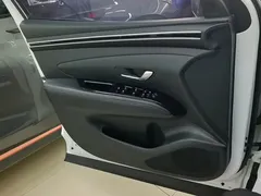 2021 Hyundai Tucson L 1.5T DCT LUX Premium, белый — фото 7