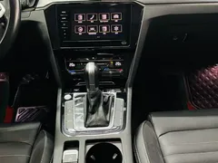 2020 Volkswagen Magotan 330TSI DSG Leading, чёрный — фото 13