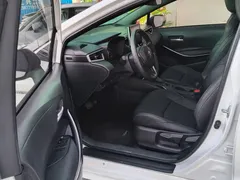 2022 Toyota Levin Hybrid 1.8H E-CVT Luxury, белый — фото 13