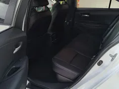 2022 Toyota Levin Hybrid 1.8H E-CVT Luxury, белый — фото 14
