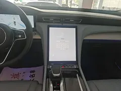 2025 Hongqi H5 PHEV 170 — фото 13