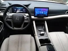 2024 BYD Yuan UP 401km Vitality, белый — фото 10