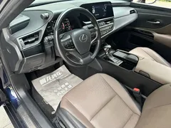 2021 Lexus ES 300h, синий — фото 10