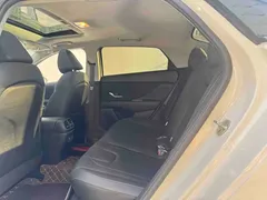 2023 Hyundai Elantra 1.5L CVT LUX Premium, белый — фото 8