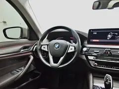 2021 BMW 5 Series 530Li xDrive — фото 11