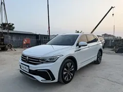 2023 Volkswagen Tiguan L 330TSI R-Line, белый — фото 1