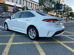 2022 Toyota Levin Hybrid 1.8H E-CVT Advanced, белый — фото 2