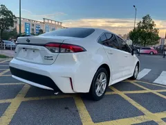 2022 Toyota Levin Hybrid 1.8H E-CVT Advanced, белый — фото 5
