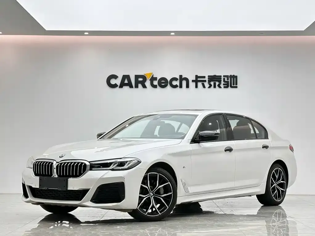 2021 BMW 5 Series 5 530Li M