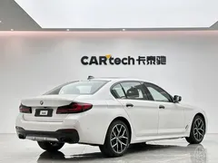 2021 BMW 5 Series 5 530Li M, белый — фото 5
